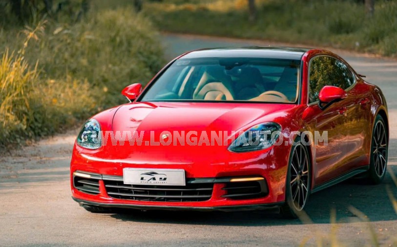 Xe Porsche Panamera 3.0 V6 2018