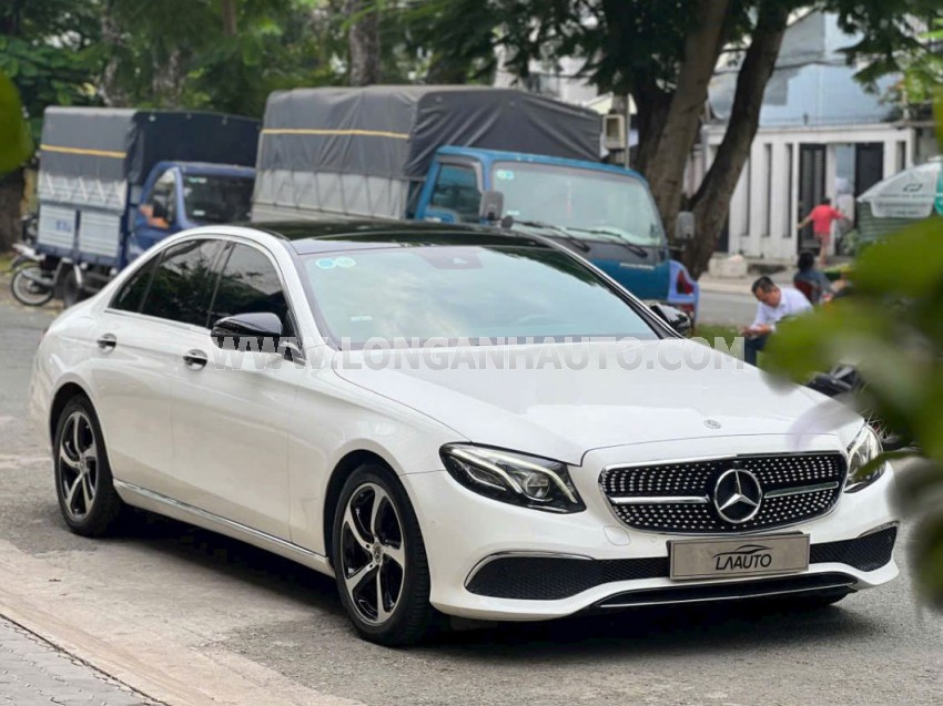 Mercedes Benz E class E200 Sport