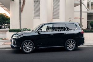 Xe Lexus LX 570 Super Sport 2016