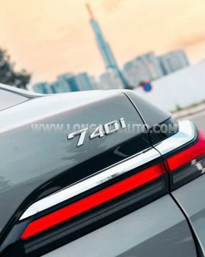 Xe BMW 7 Series 740i Pure Excellence 2024