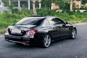 Xe Mercedes Benz E class E300 AMG 2017