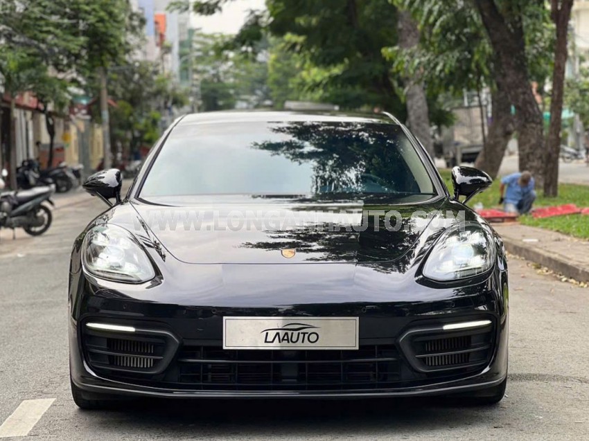 Porsche Panamera Platinum Edition