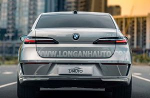 Xe BMW 7 Series 740i Pure Excellence 2024