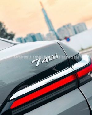 Xe BMW 7 Series 740i Pure Excellence 2024