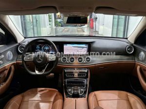 Xe Mercedes Benz E class E300 AMG 2019