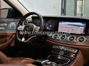 Xe Mercedes Benz E class E300 AMG 2019