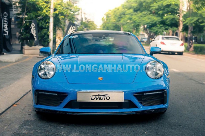 Porsche 911 Carrera 4S