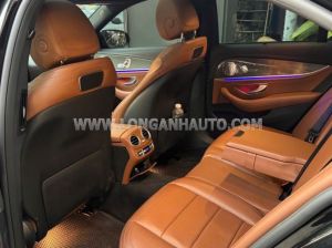 Xe Mercedes Benz E class E300 AMG 2020