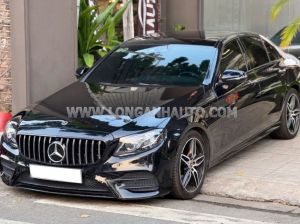 Xe Mercedes Benz E class E300 AMG 2020