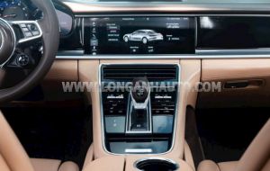 Xe Porsche Panamera 4 Executive 2018