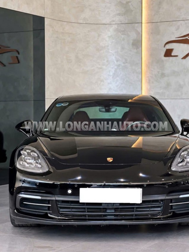 Porsche Panamera 4 Executive 2018